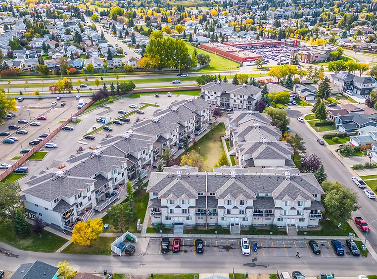 PARADISE VILLAGE